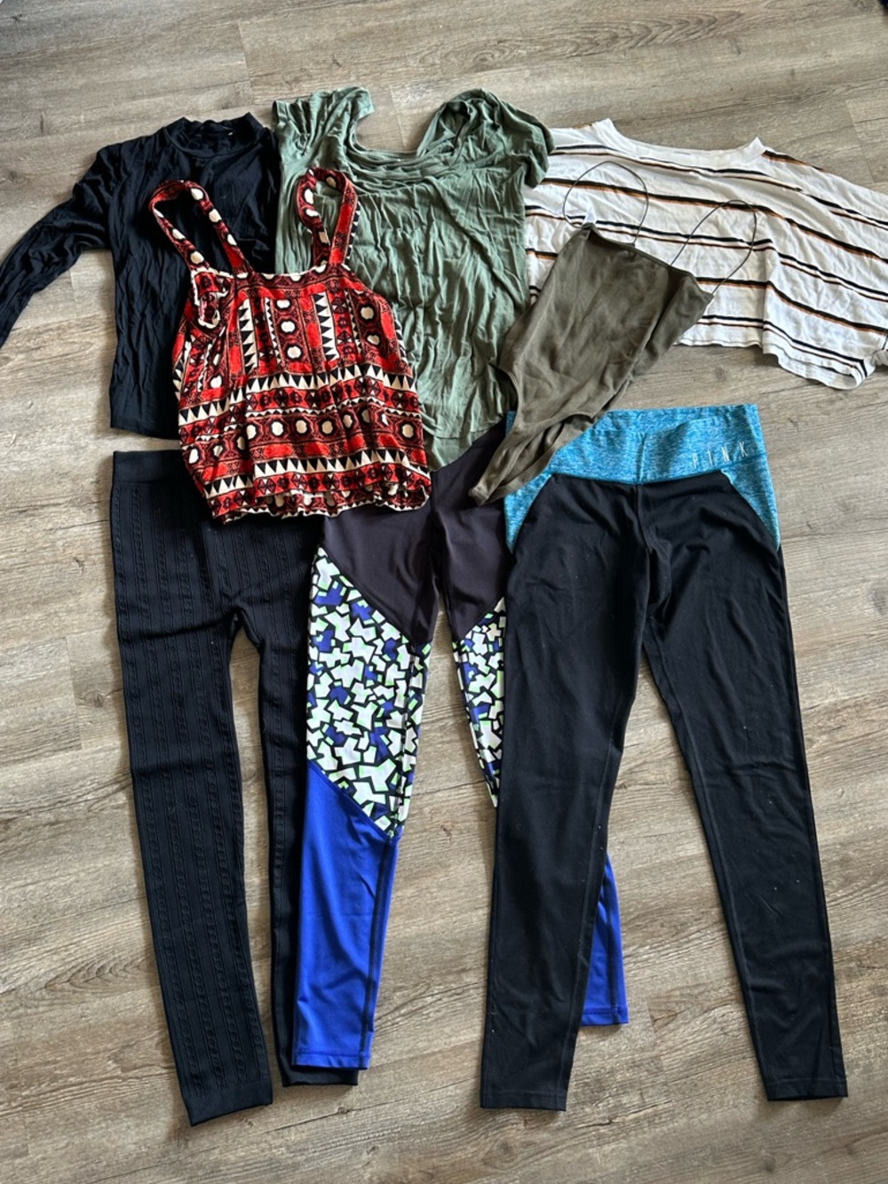 Bundle of 8 Brands American Eagle, urban outfitters, pacsun, PINK, h&m shirts
